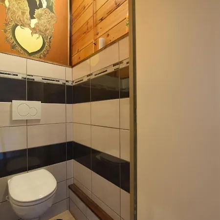 Renovated Near Durbuy, Cleaning Included Alpesi faház