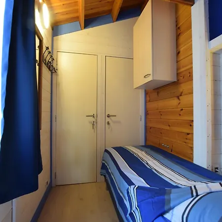 Renovated Near Durbuy, Cleaning Included * 杜柏